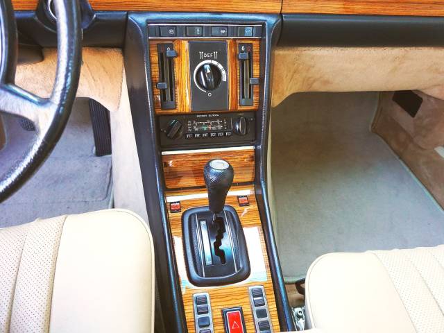 Mercedes-Benz 280 SE