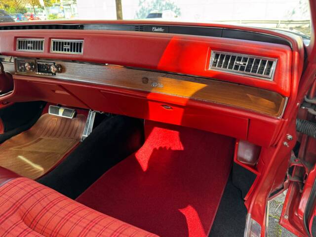 Cadillac Coupe DeVille