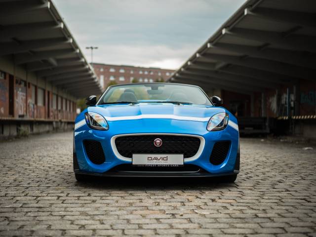Jaguar F-Type Project 7
