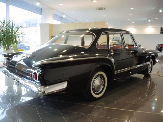 Chrysler Valiant V200 AMAG