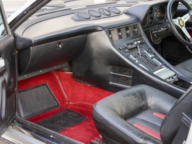 Ferrari 400i