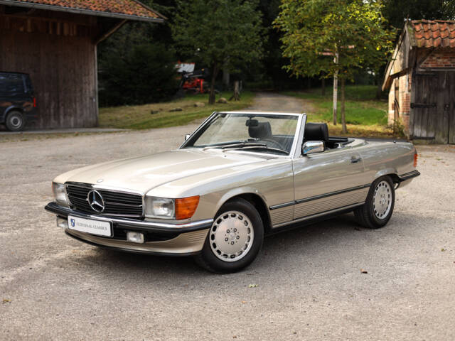 Afbeelding 1/54 van Mercedes-Benz 300 SL (1985)