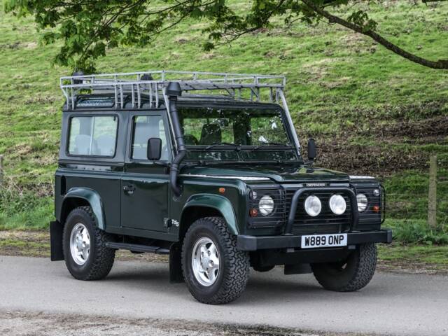 Image 1/16 of Land Rover Defender 90 &quot;50th Anniversary&quot; (2000)