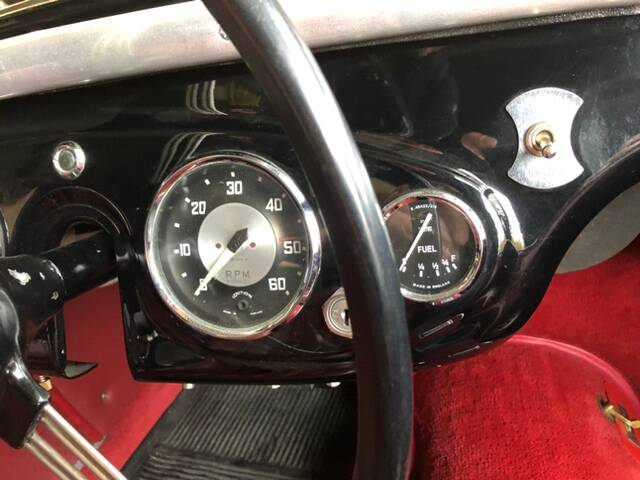 Austin-Healey 100/4 (BN1)