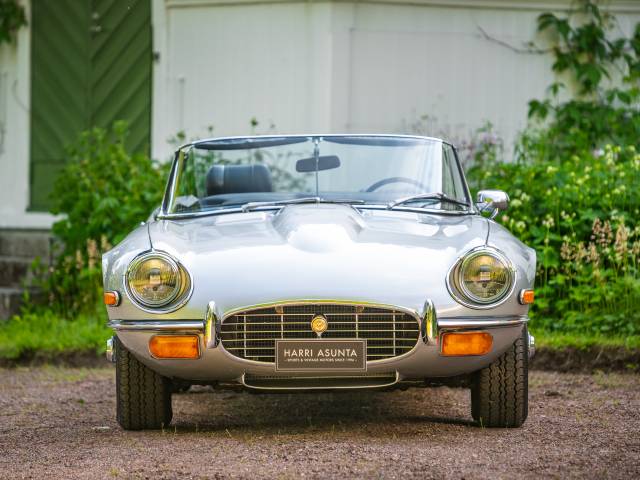 Jaguar E-Type V12