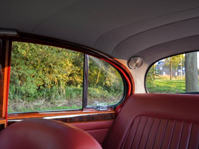 Jaguar Mk II 3.8