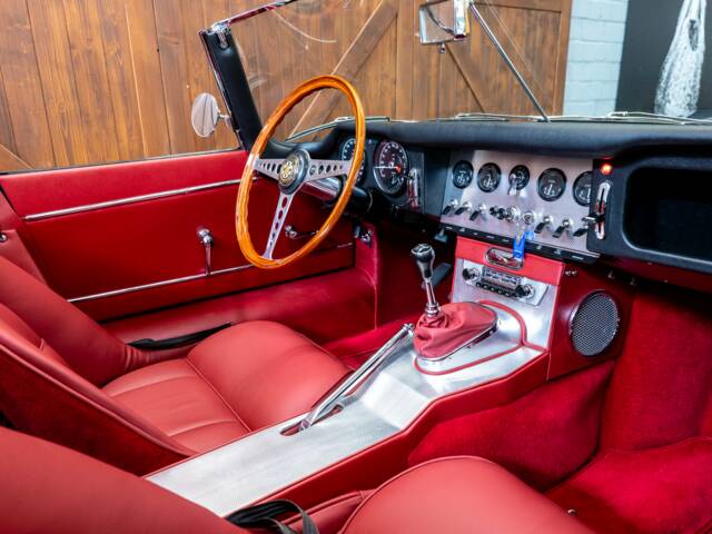 Jaguar E-Type 3.8