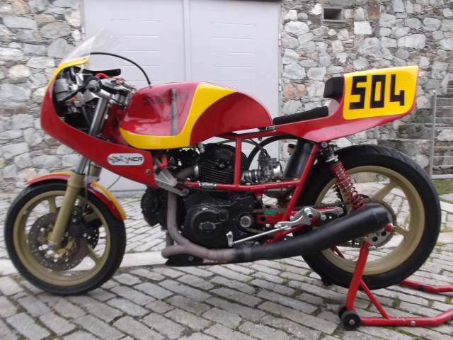 Imagen 1/13 de Ducati DUMMY (1979)