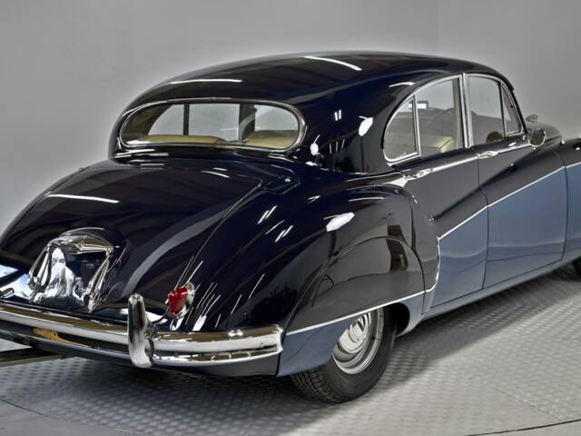 Jaguar Mk VIII