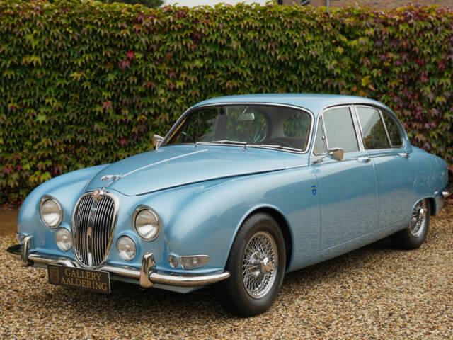 Image 1/50 of Jaguar S-Type 3.8 (1965)