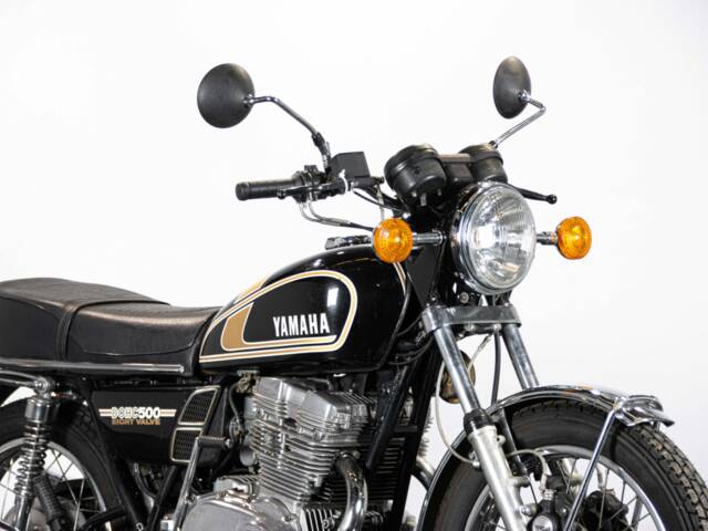 Yamaha TX 500