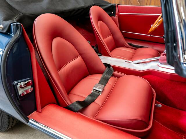 Jaguar E-Type 3.8