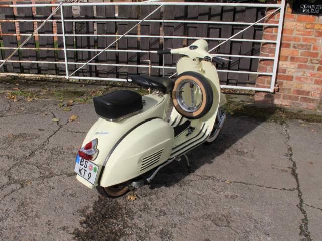 Piaggio Vespa 150 Super