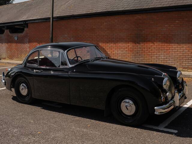 Imagen 1/21 de Jaguar XK 150 SE FHC (1958)