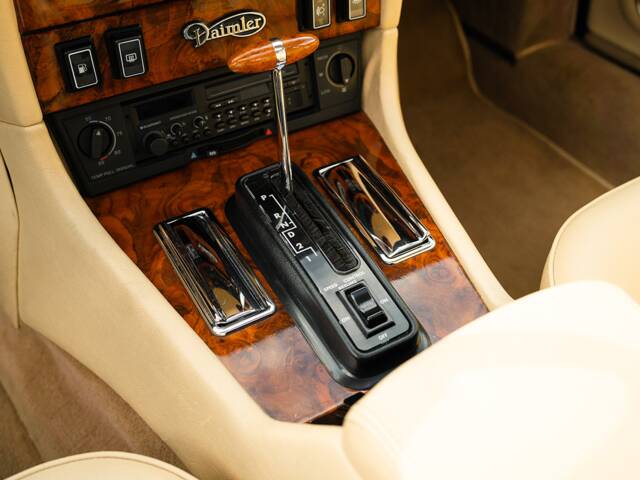 Daimler Double Six
