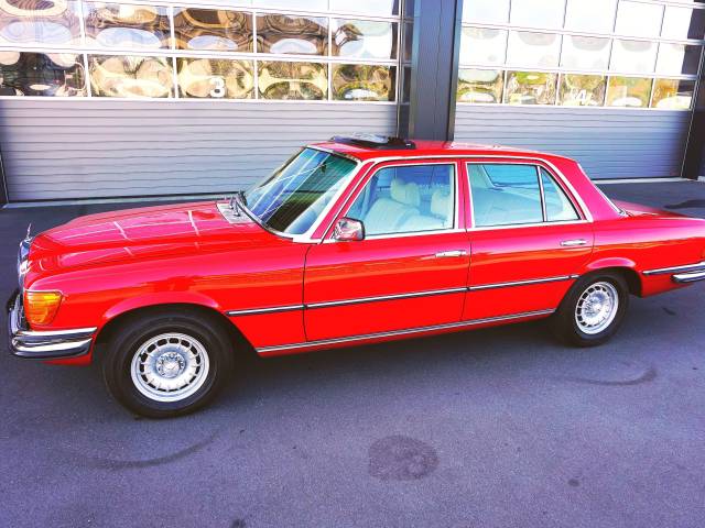 Mercedes-Benz 280 SE