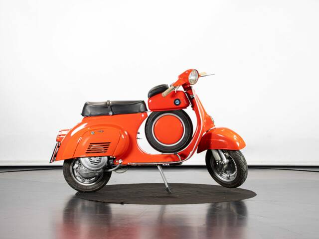 Piaggio Vespa 90