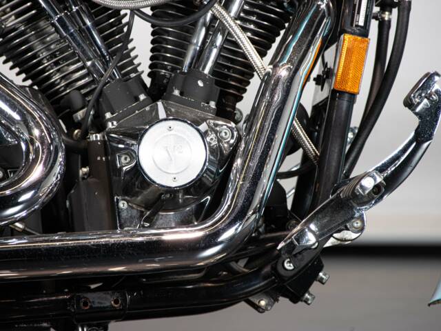 Harley-Davidson Dyna Glide Custom