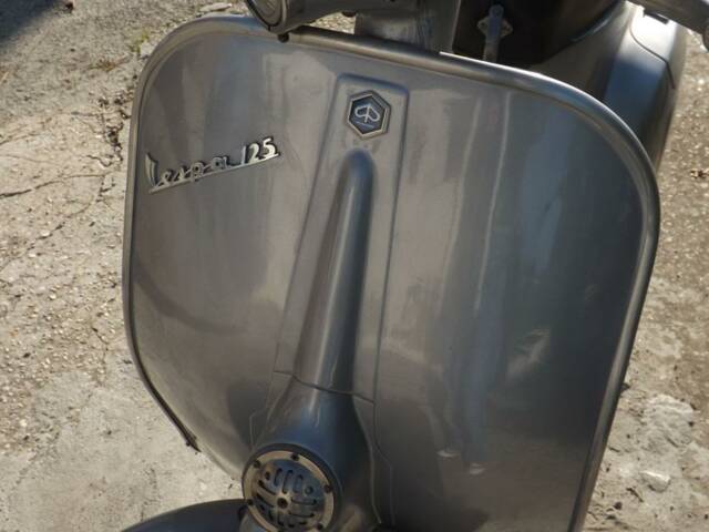 Piaggio Vespa 125