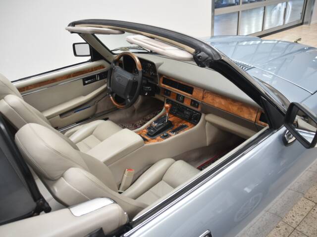Jaguar XJS 4.0 Celebration