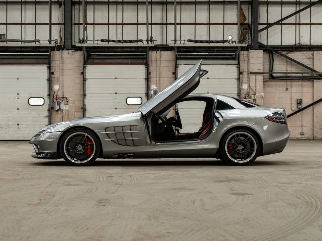 Mercedes-Benz SLR McLaren 722