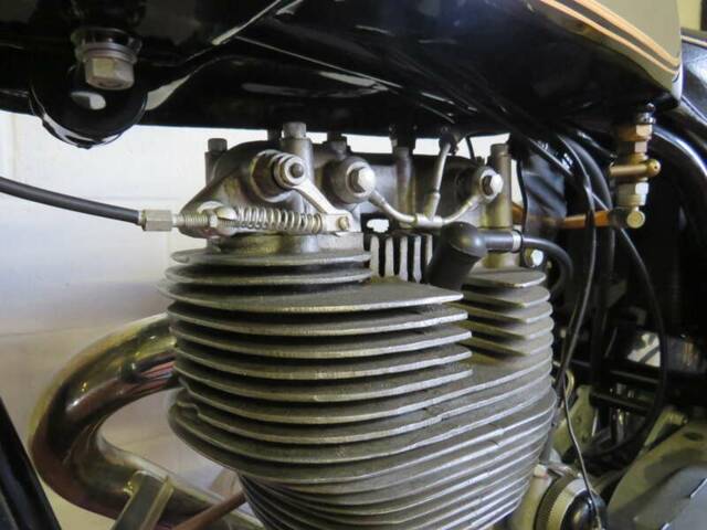 BSA DBD 34 Gold Star