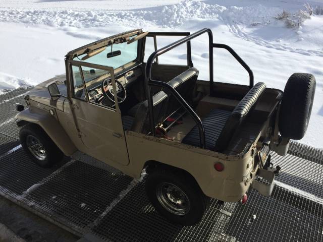 Toyota Land Cruiser FJ 40