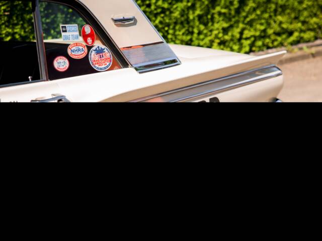 Ford Fairlane 500
