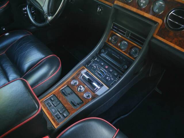 Rolls-Royce Corniche IV