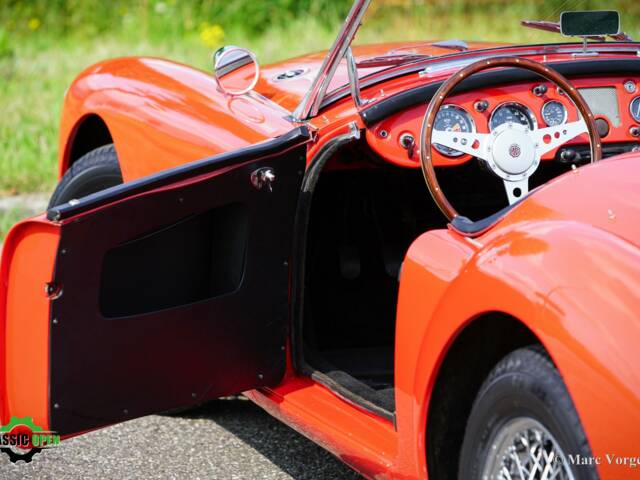MG MGA 1600