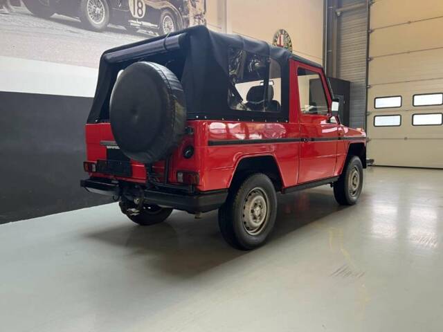 Mercedes-Benz 230 GE (SWB)