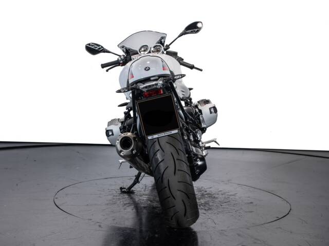 BMW R NineT