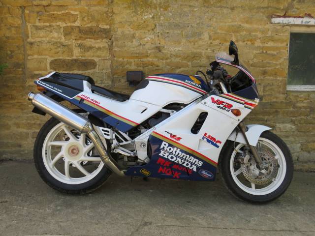 Imagen 1/34 de Honda DUMMY (1988)