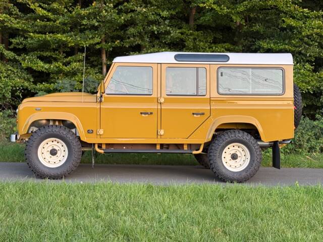 Land Rover 110