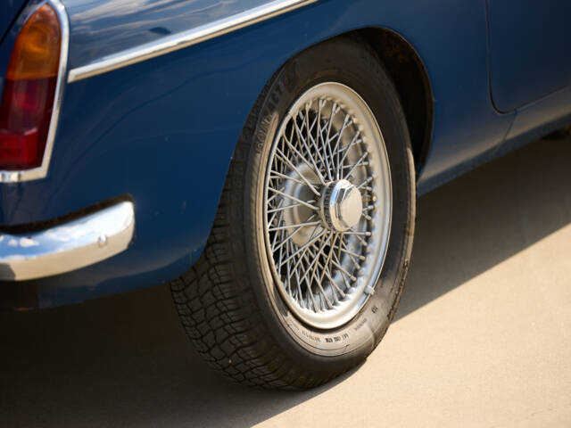 MG MGC GT