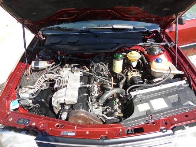 Audi 100 - 2.3E