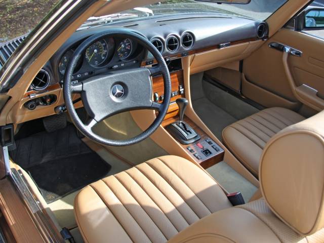 Mercedes-Benz 280 SL