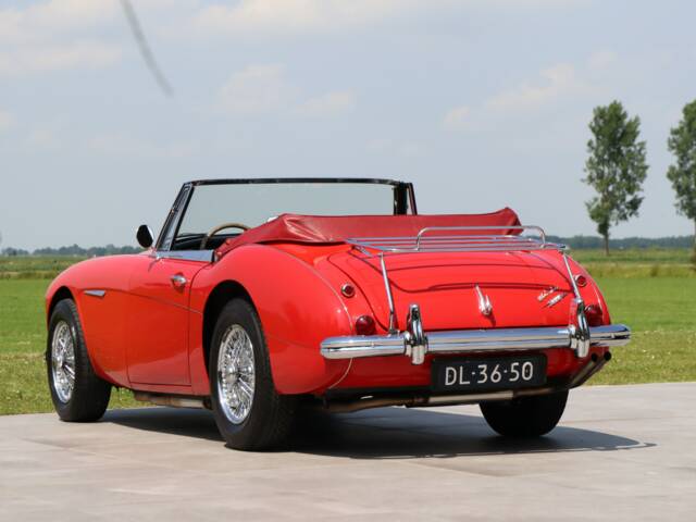 Austin-Healey 3000 Mk III (BJ8)