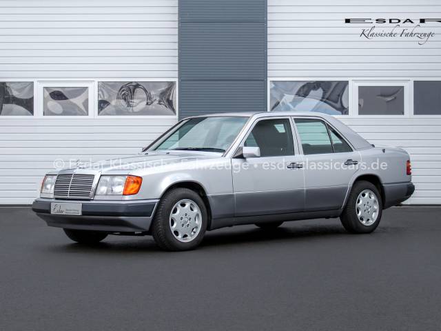 Afbeelding 1/33 van Mercedes-Benz 260 E (1991)