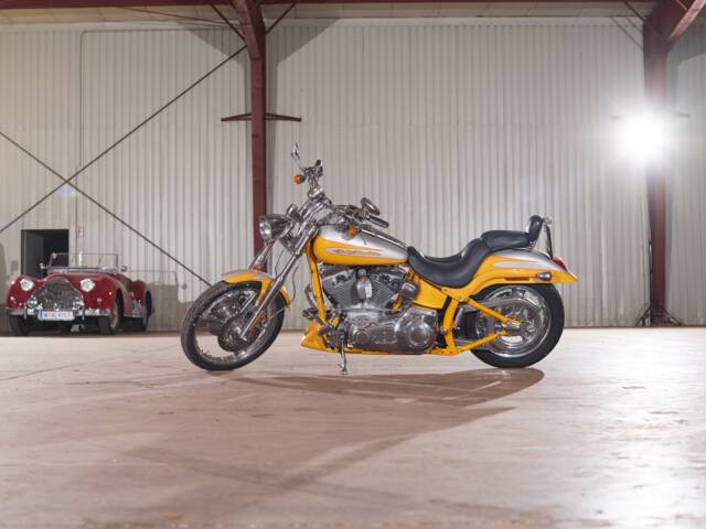 Harley-Davidson FXSTD-SE2 Screamin’ Eagle Softail Deuce CVO