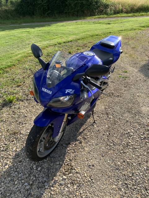 Yamaha YZF 1000 R1