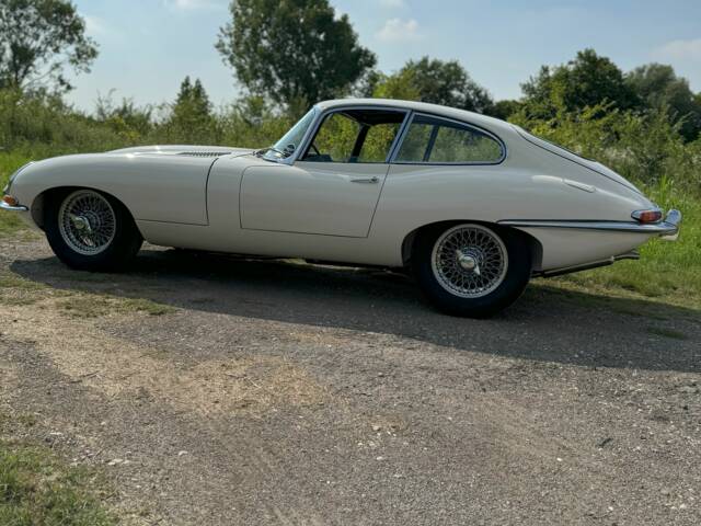 Jaguar E-Type 3.8 Flat Floor
