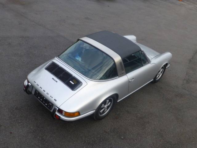 Porsche 911 2.4 S