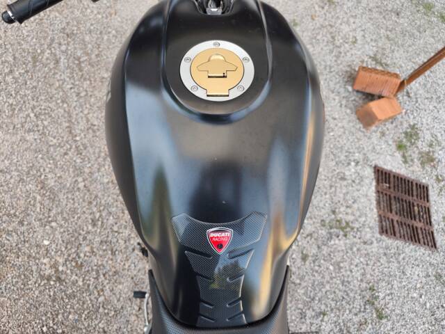 Ducati Monster 600