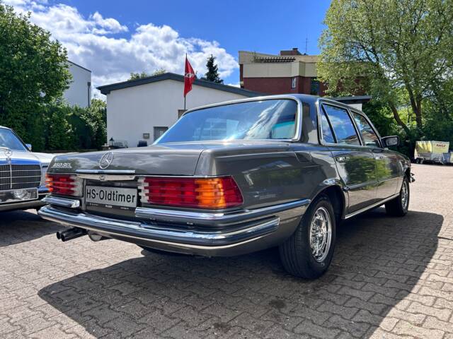 Mercedes-Benz 450 SEL