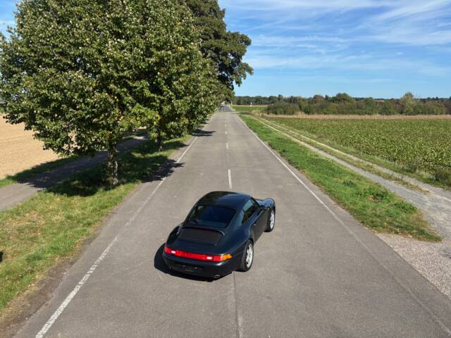 Porsche 911 Carrera