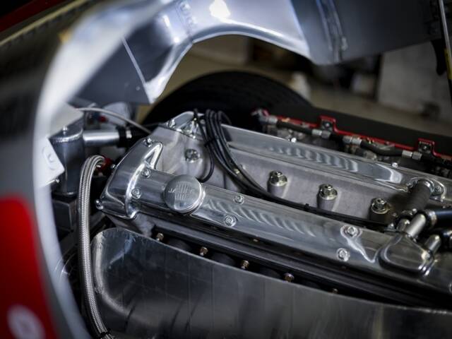 Jaguar E-Type 3.8