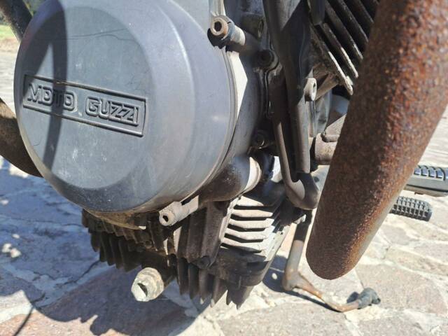 Moto Guzzi Nevada 750