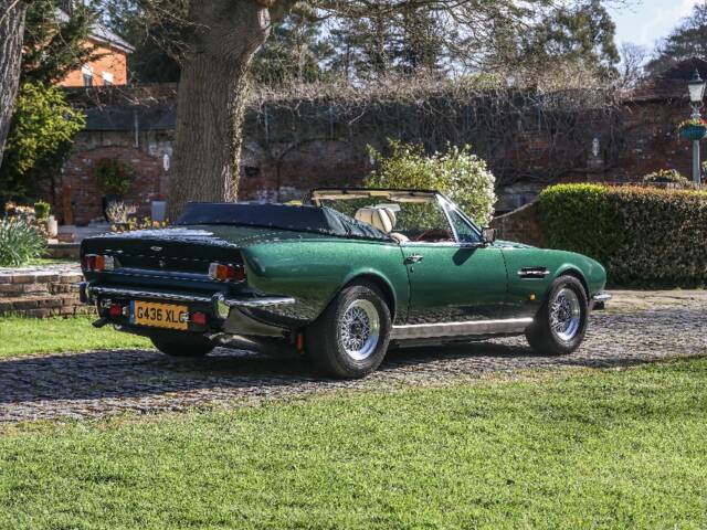 Aston Martin V8 EFi Volante
