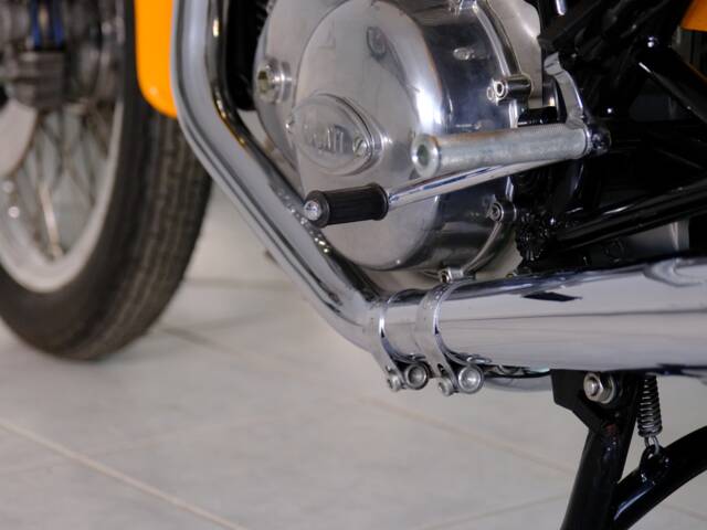 Ducati 750 Sport